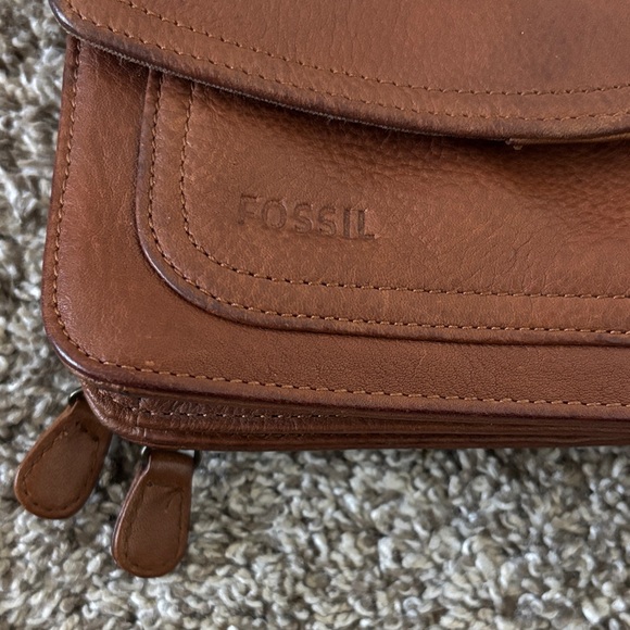 Fossil Tan/Brown Leather Crossbody Bag - Picture 2 of 13